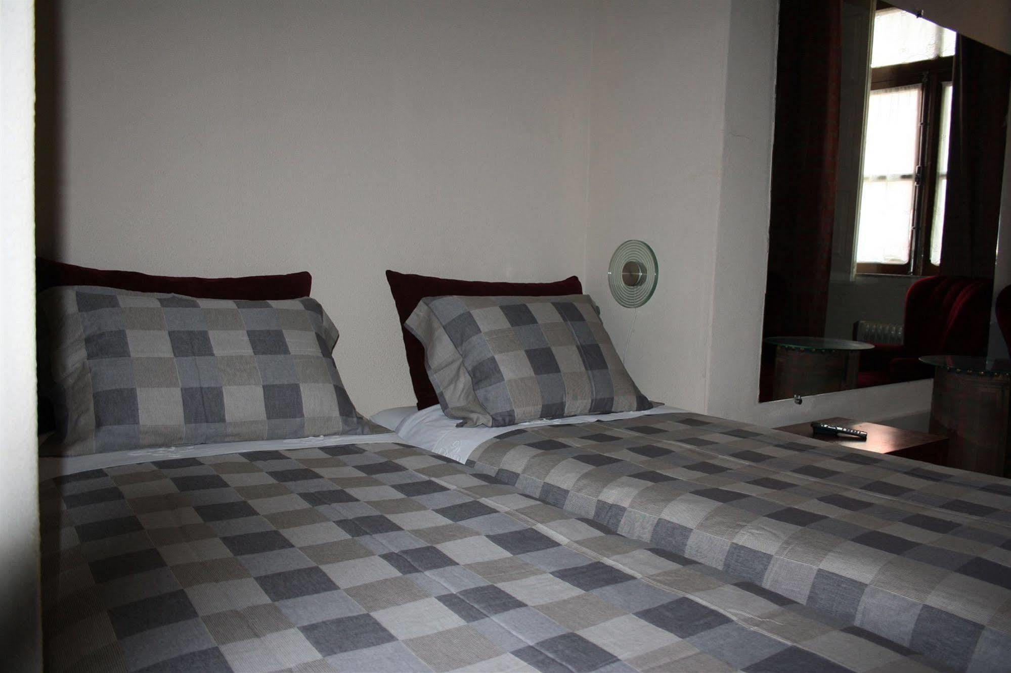 Residencia Pedra Antiga Otel Porto Dış mekan fotoğraf